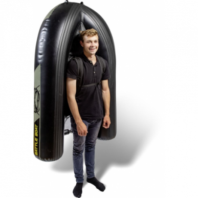 Black Cat Battle Boat Set Belly Boot Set inkl Motor 170cm x 113cm Außenbordmotor