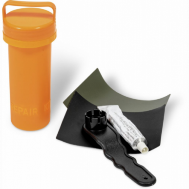 Black Cat Battle Boat Set Belly Boot Set inkl Motor 170cm x 113cm Außenbordmotor