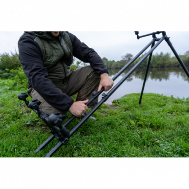 KORUM Deluxe 3 Rod Tripod Rutenständer Rutenhalter 3 Ruten Rodpod Profi